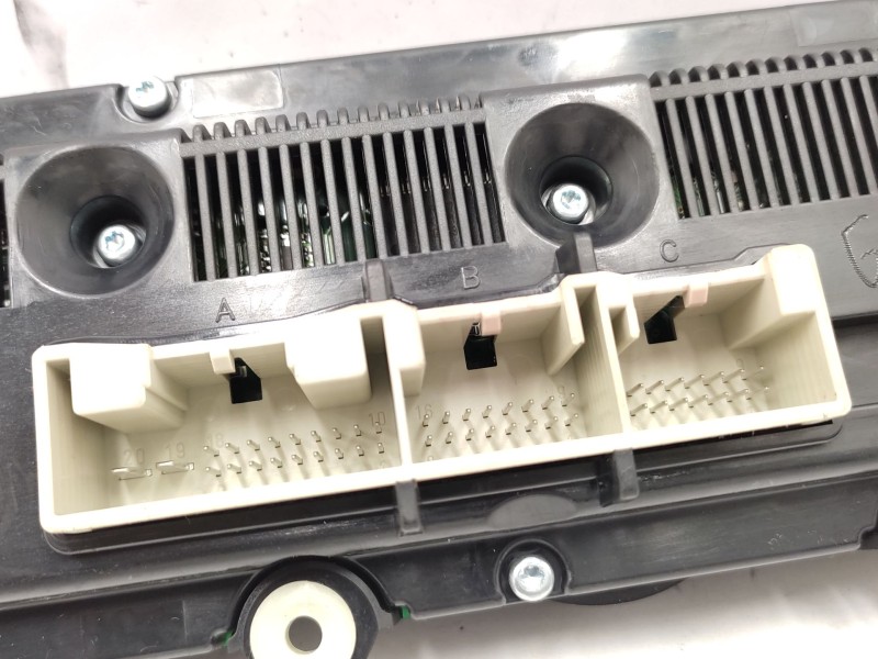 Recambio de mando climatizador para volkswagen touran (1t1, 1t2) 2.0 tdi 16v referencia OEM IAM   