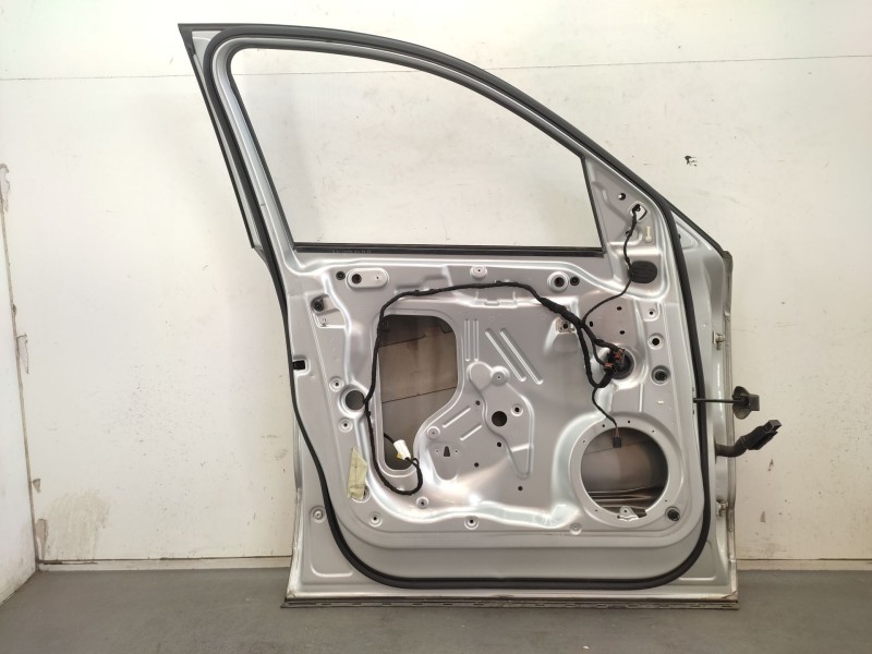 Recambio de puerta delantera izquierda para audi q5 (8rb) 2.0 tfsi quattro referencia OEM IAM  8R0831051E 