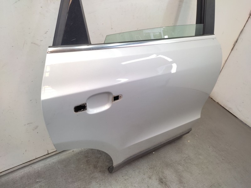 Recambio de puerta trasera derecha para audi q5 (8rb) 2.0 tfsi quattro referencia OEM IAM  8R0833052B 