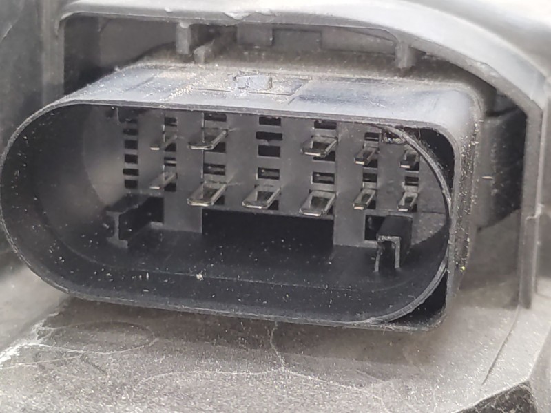 Recambio de faro izquierdo para audi a4 b8 (8k2) 2.0 tdi referencia OEM IAM   