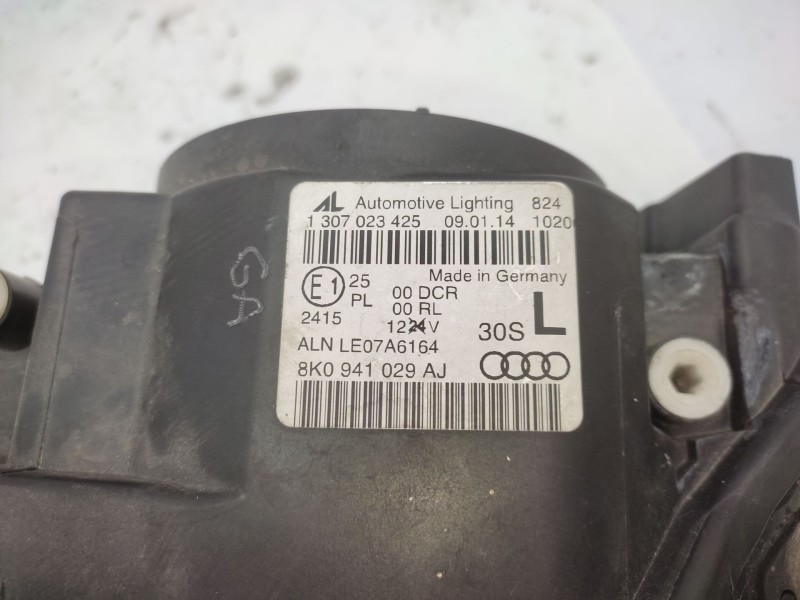 Recambio de faro izquierdo para audi a4 b8 (8k2) 2.0 tdi referencia OEM IAM   