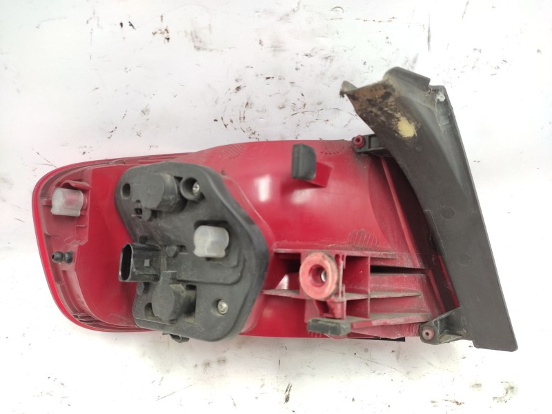 Recambio de piloto trasero derecho para audi a4 b8 (8k2) 2.0 tdi referencia OEM IAM   