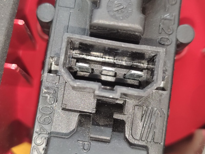 Recambio de piloto trasero derecho para seat leon (1p1) 1.9 tdi referencia OEM IAM   