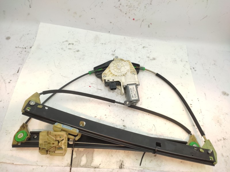 Recambio de elevalunas delantero derecho para audi a4 b8 (8k2) 2.0 tdi referencia OEM IAM   