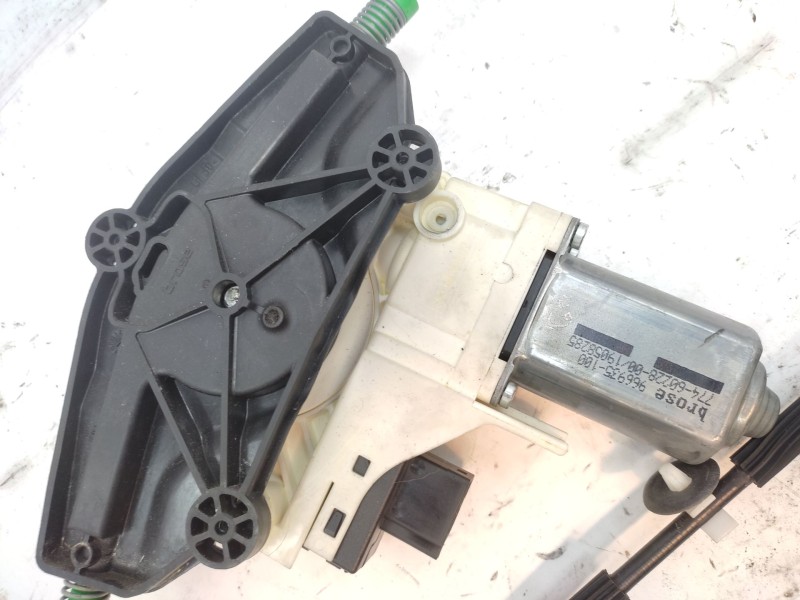 Recambio de elevalunas delantero izquierdo para audi a4 b8 (8k2) 2.0 tdi referencia OEM IAM   