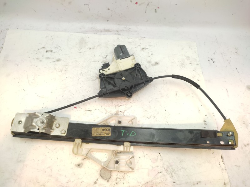 Recambio de elevalunas trasero derecho para audi a4 b8 (8k2) 2.0 tdi referencia OEM IAM   