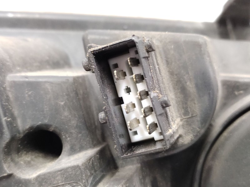 Recambio de faro izquierdo para peugeot 307 sw (3h) 1.6 hdi 110 referencia OEM IAM   