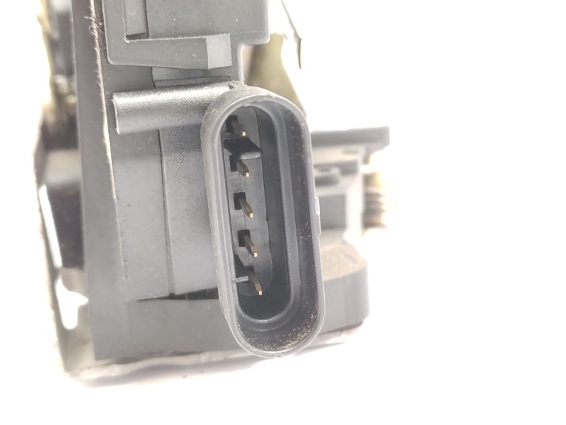Recambio de cerradura puerta trasera izquierda para mercedes-benz clase m (w163) ml 270 cdi (163.113) referencia OEM IAM  A16373