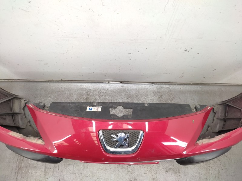 Recambio de paragolpes delantero para peugeot 307 sw (3h) 1.6 hdi 110 referencia OEM IAM   