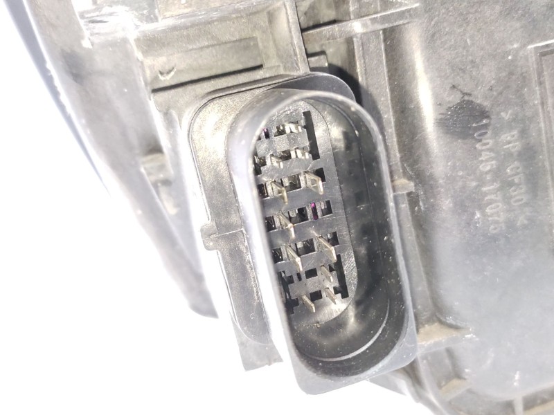 Recambio de faro izquierdo para audi q5 (8rb) 2.0 tfsi quattro referencia OEM IAM  8R0998029H 