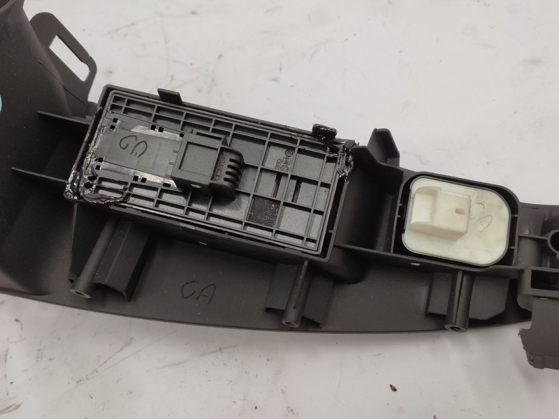 Recambio de mando elevalunas delantero izquierdo para audi q5 (8rb) 2.0 tfsi quattro referencia OEM IAM  8K0959851D 
