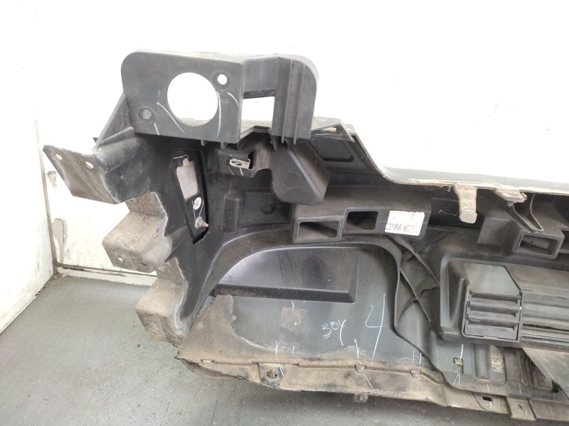 Paragolpes Delantero 68036210ac  - Jeep Cherokee (kk) 2.8 Crd 4x4 6