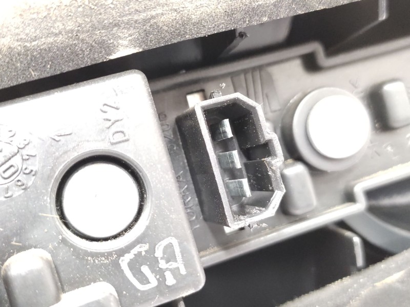 Recambio de piloto trasero izquierdo interior para seat ibiza iii (6l1) 1.4 tdi referencia OEM IAM   