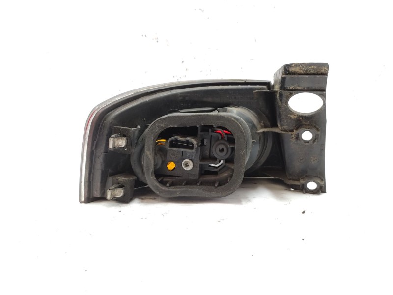 Recambio de piloto trasero derecho para seat ibiza iii (6l1) 1.4 tdi referencia OEM IAM 6L6945112B  