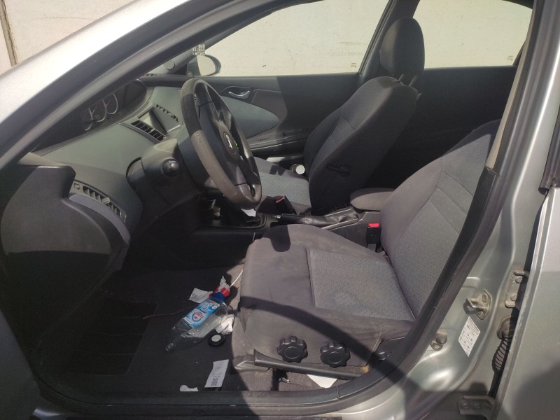 nissan primera (p12) del año 2004