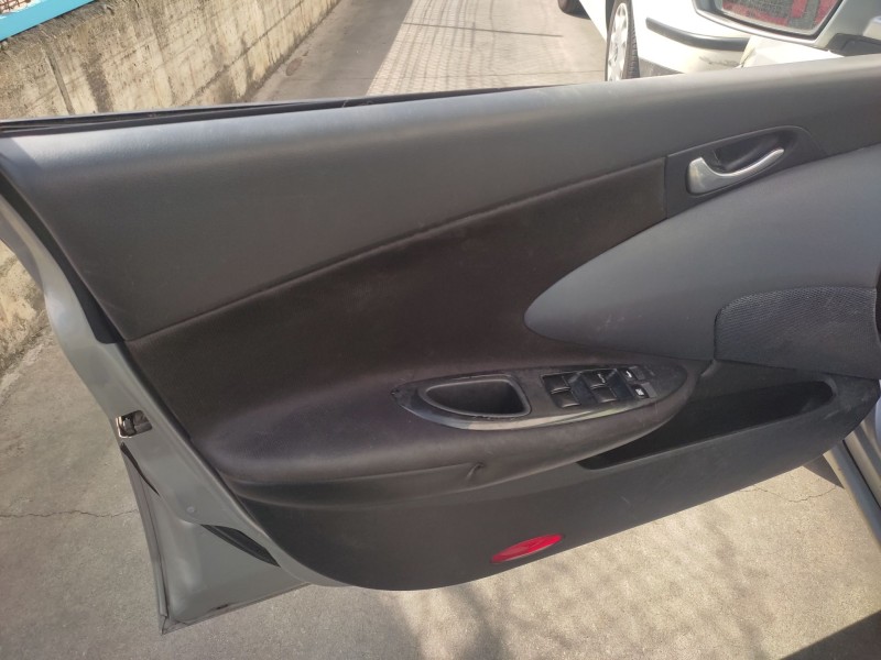 nissan primera (p12) del año 2004