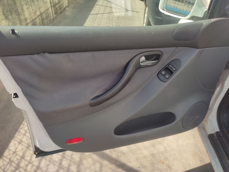 seat toledo ii (1m2) del año 1999