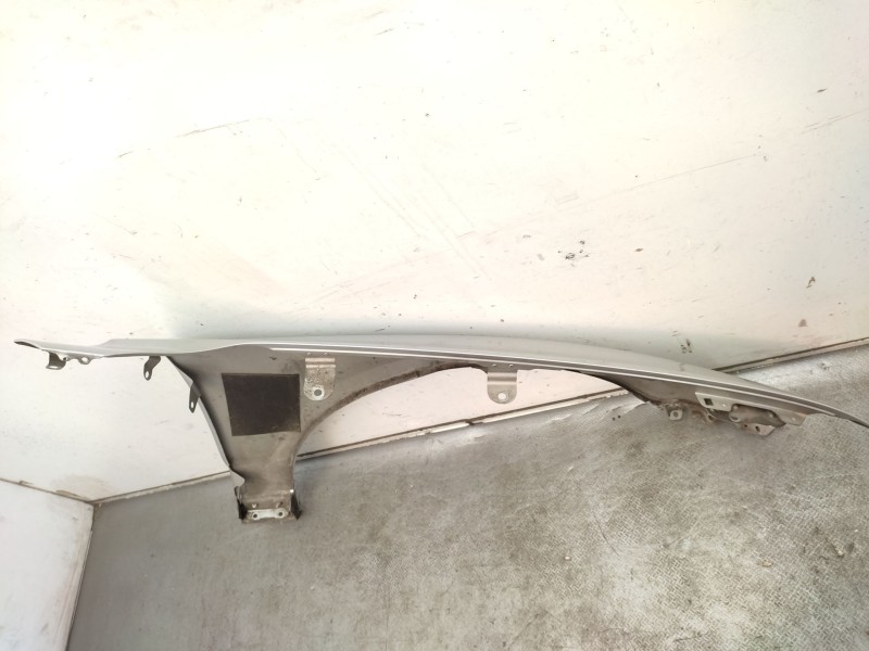 Recambio de aleta delantera izquierda para audi q5 (8rb) 2.0 tfsi quattro referencia OEM IAM  8R0821105 