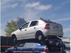 opel astra g sedán (t98) del año 2000
