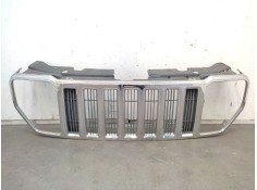 Recambio de calandra delantera de radiador para jeep cherokee (kk) 2.8 crd 4x4 referencia OEM IAM   