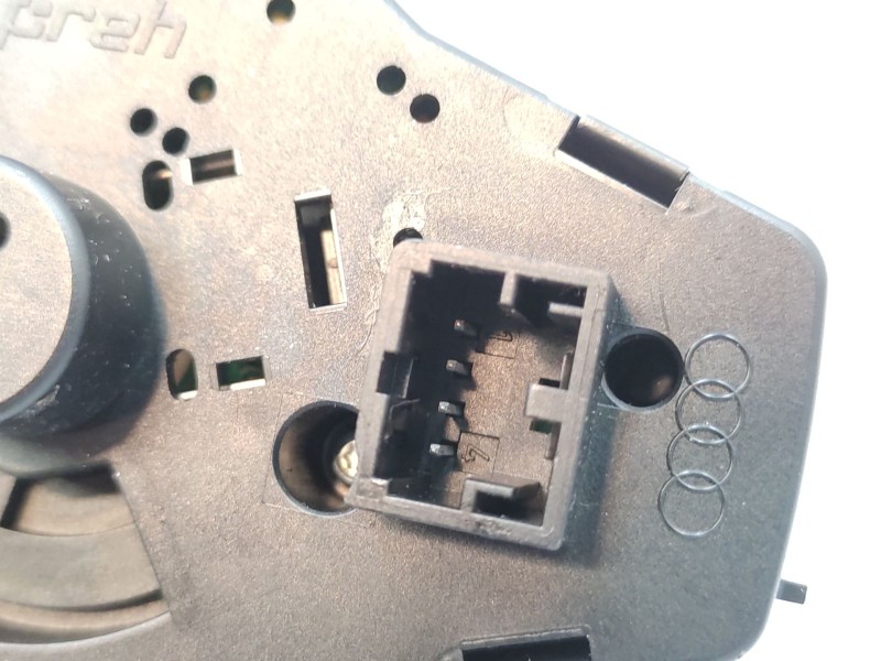 Recambio de mando luces para audi a4 b8 (8k2) 2.0 tdi referencia OEM IAM   