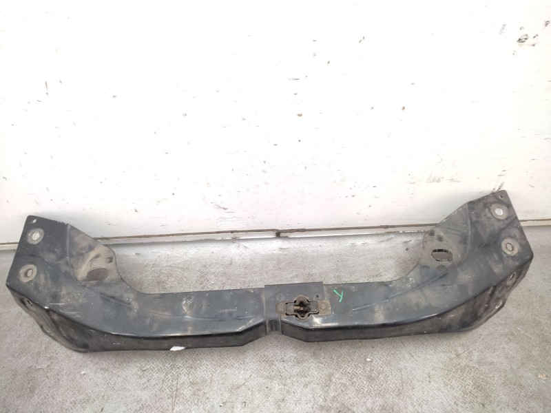 Recambio de travesaño superior para mercedes-benz clase m (w163) ml 270 cdi (163.113) referencia OEM IAM   