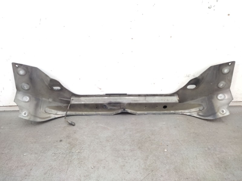 Recambio de travesaño superior para mercedes-benz clase m (w163) ml 270 cdi (163.113) referencia OEM IAM   