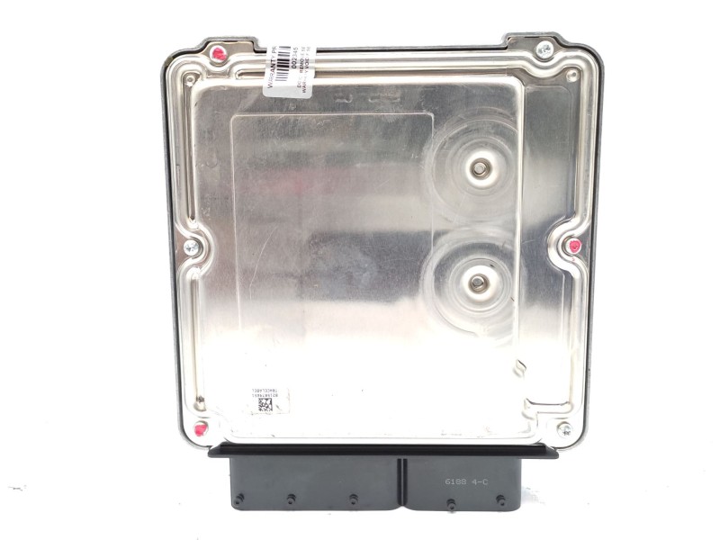 Recambio de centralita motor uce para audi a4 b8 (8k2) 2.0 tdi referencia OEM IAM   