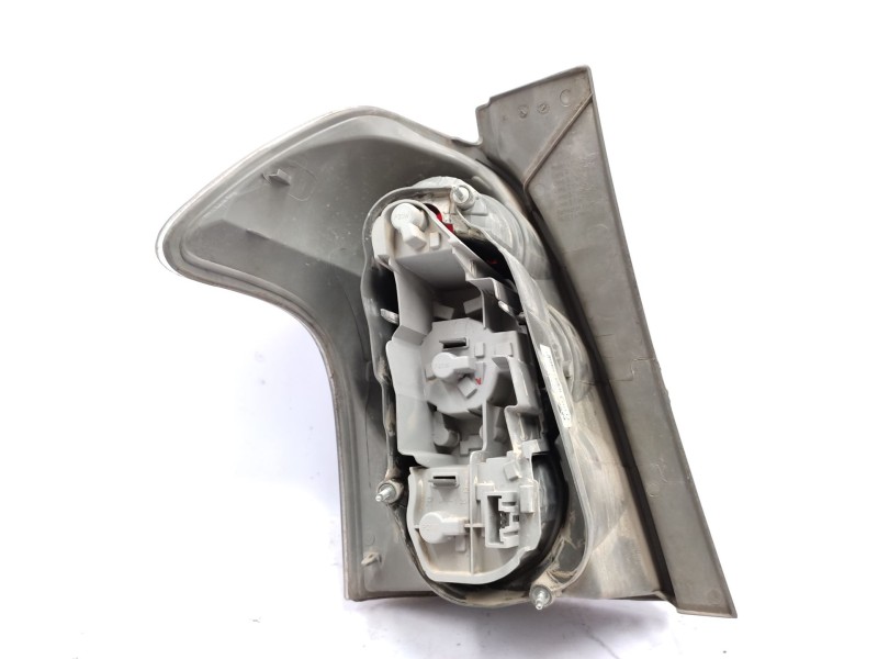Recambio de piloto trasero derecho para toyota corolla verso (zer_, zze12_, r1_) 2.2 d-4d (aur10_) referencia OEM IAM  815510F02