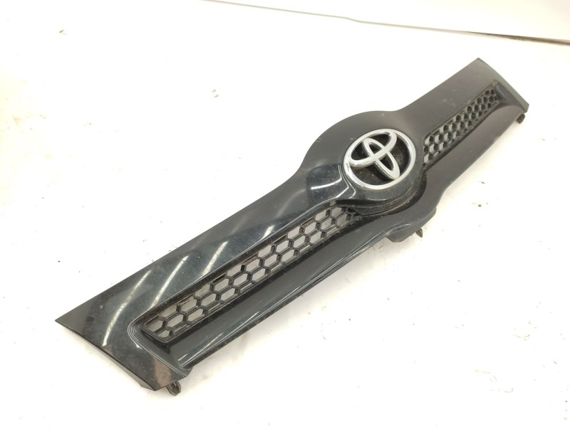 Recambio de calandra delantera de radiador para toyota corolla verso (zer_, zze12_, r1_) 2.2 d-4d (aur10_) referencia OEM IAM   