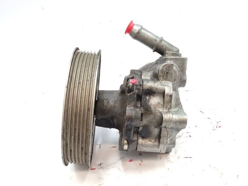 Recambio de bomba servodireccion para audi q5 (8rb) 2.0 tfsi quattro referencia OEM IAM  8R0145153C 