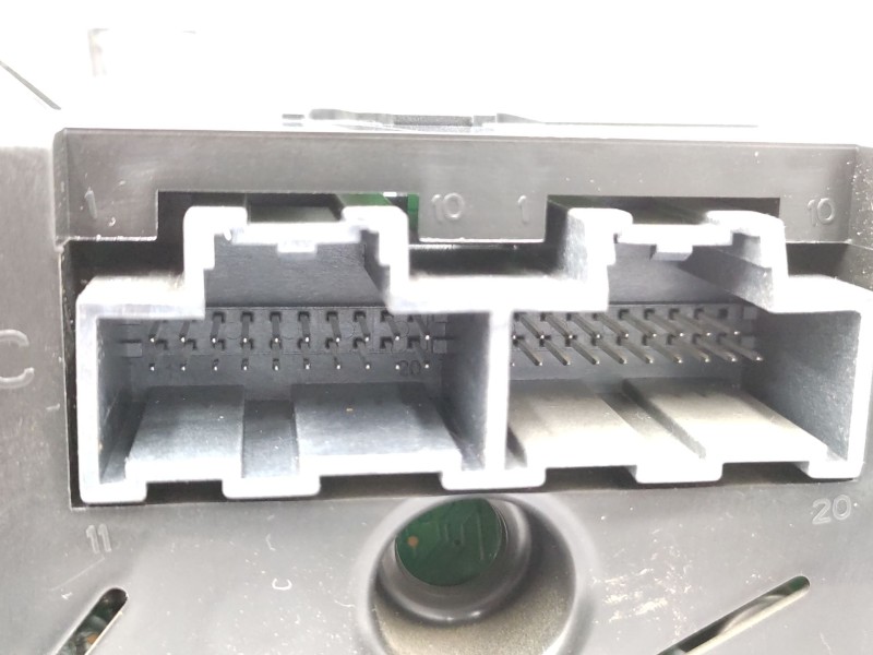 Recambio de cuadro instrumentos para jeep cherokee (kk) 2.8 crd 4x4 referencia OEM IAM   