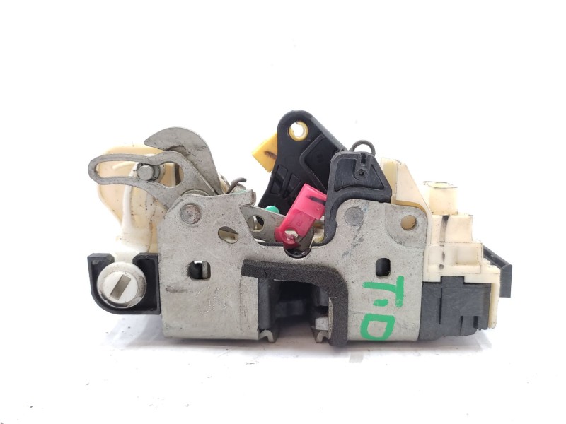 Recambio de cerradura puerta trasera derecha para jeep cherokee (kk) 2.8 crd 4x4 referencia OEM IAM   
