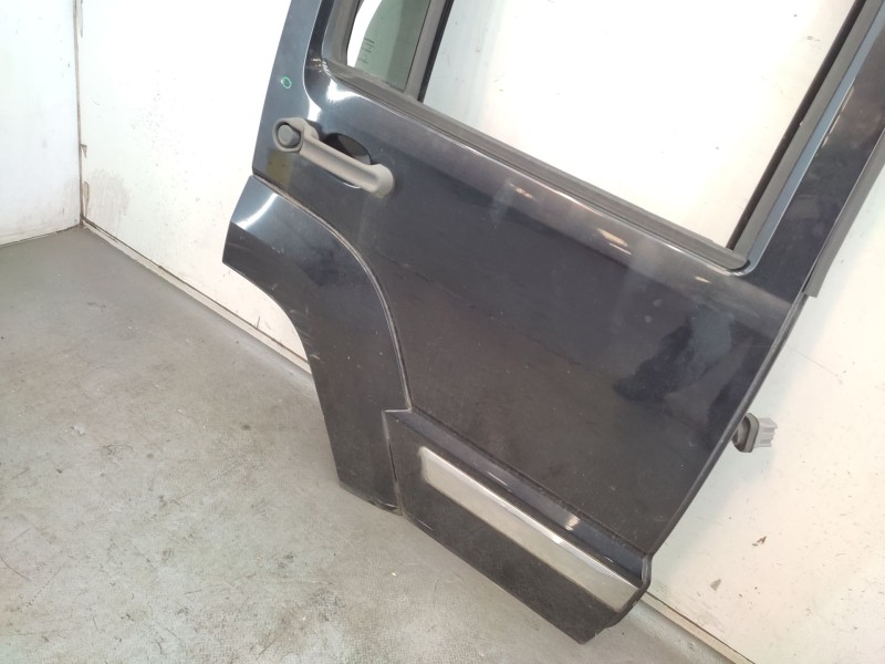 Recambio de puerta trasera derecha para jeep cherokee (kk) 2.8 crd 4x4 referencia OEM IAM   