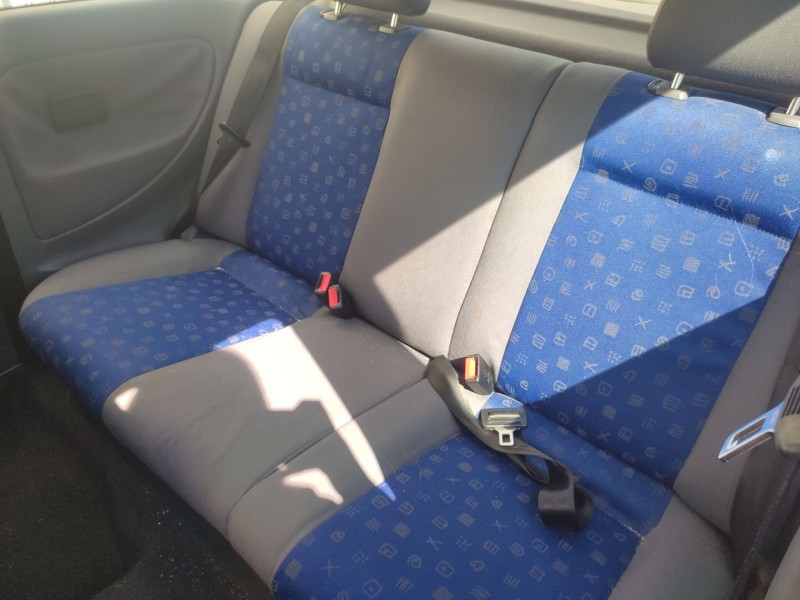 seat ibiza ii (6k1) del año 2001