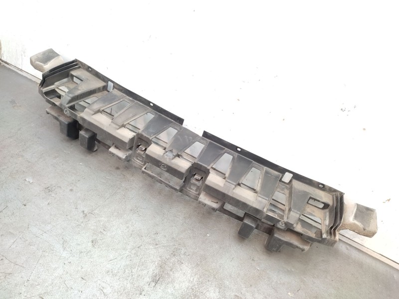 Recambio de refuerzo paragolpes trasero para jeep cherokee (kk) 2.8 crd 4x4 referencia OEM IAM   