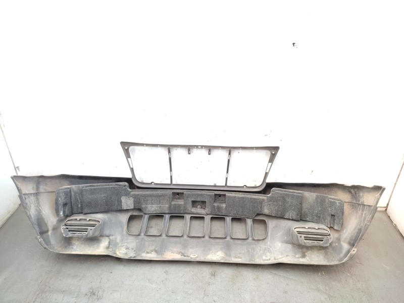 Recambio de paragolpes delantero para jeep grand cherokee ii (wj, wg) 3.1 td 4x4 referencia OEM IAM  5FN33XS9 