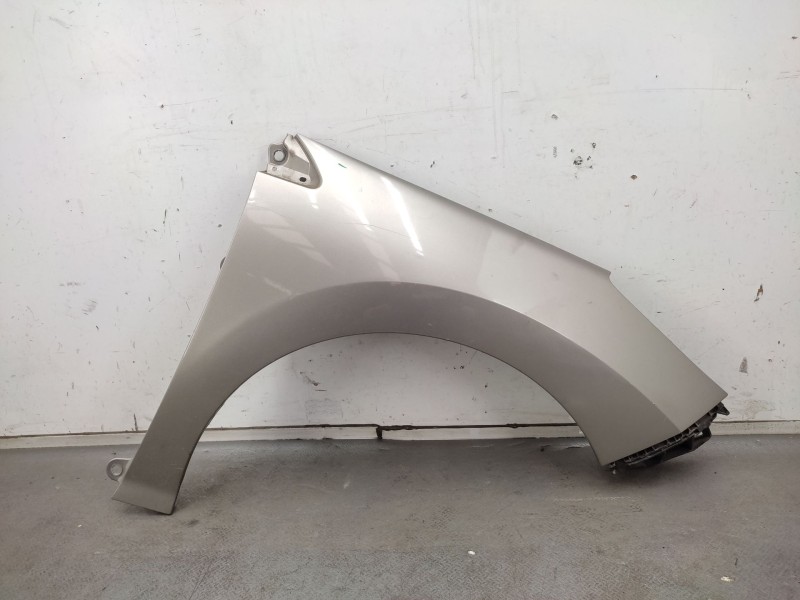 Recambio de aleta delantera derecha para peugeot 308 sw i (4e_, 4h_) 1.6 hdi referencia OEM IAM  7841Y1 