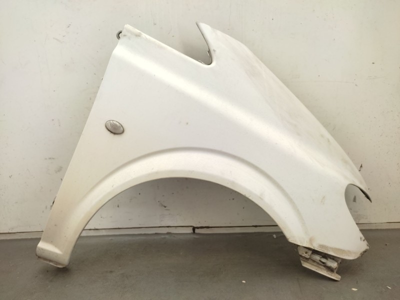 Recambio de aleta delantera derecha para mercedes-benz vito autobús (w639) 109 cdi (639.701, 639.703) referencia OEM IAM   