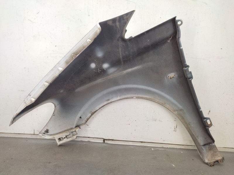 Recambio de aleta delantera derecha para mercedes-benz vito autobús (w639) 109 cdi (639.701, 639.703) referencia OEM IAM   