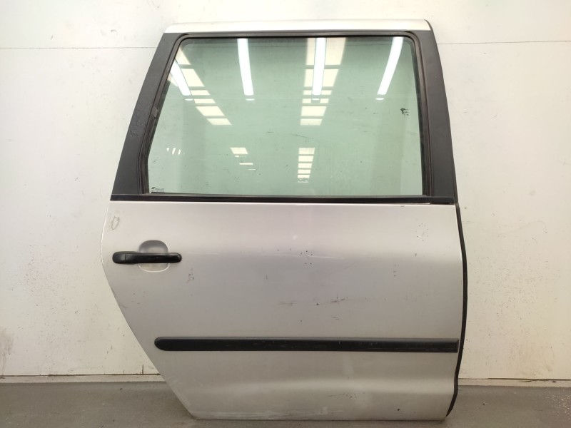 Recambio de puerta trasera derecha para seat alhambra (7v8) 1.9 tdi referencia OEM IAM   