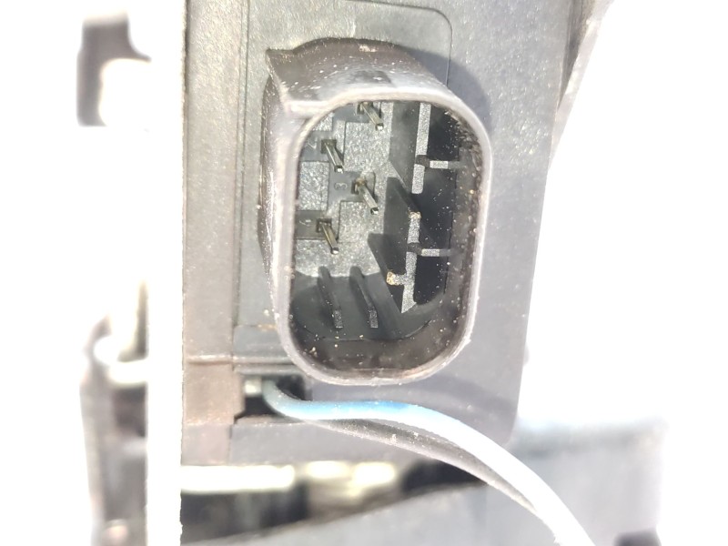 Recambio de cerradura puerta delantera izquierda para mercedes-benz vito autobús (w639) 109 cdi (639.701, 639.703) referencia OE