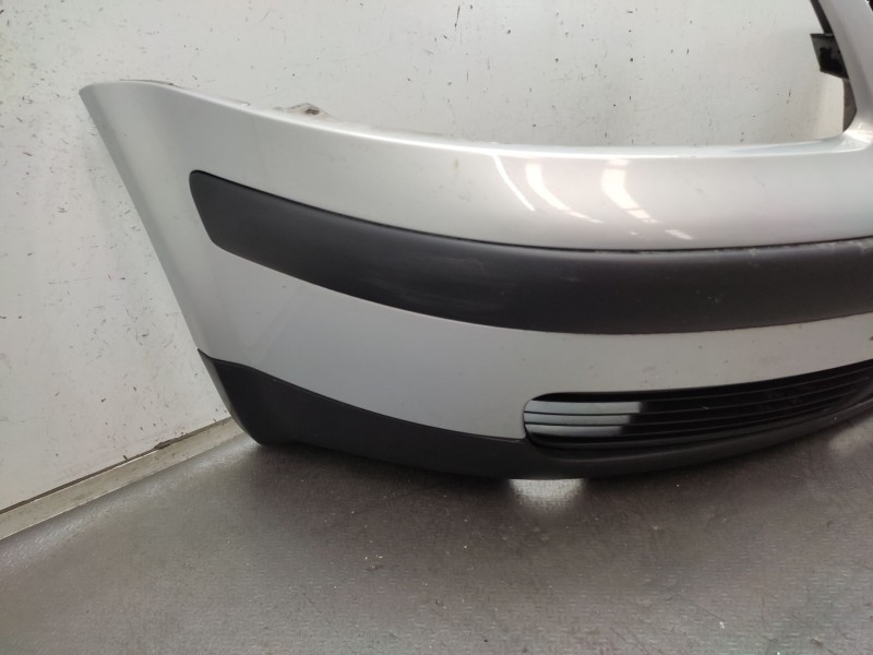 Recambio de paragolpes delantero para volkswagen passat b5 (3b2) 1.9 tdi referencia OEM IAM 3B0807217  