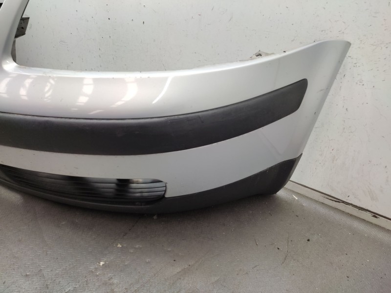 Recambio de paragolpes delantero para volkswagen passat b5 (3b2) 1.9 tdi referencia OEM IAM 3B0807217  