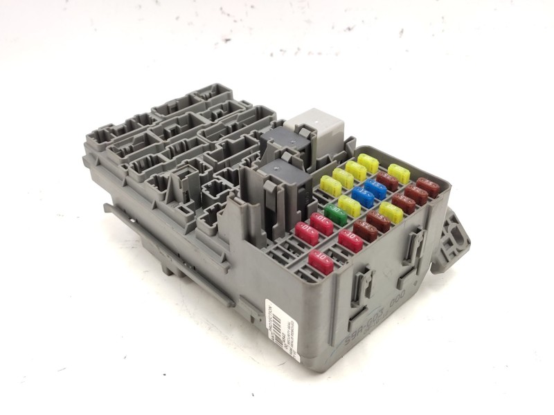 Recambio de caja reles / fusibles para honda cr-v ii (rd_) 2.0 (rd5) referencia OEM IAM   