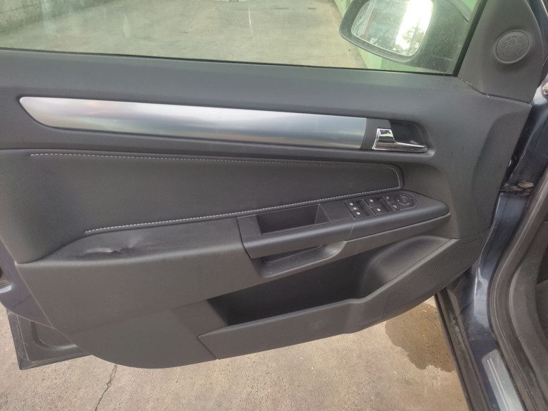 opel astra h (a04) del año 2008