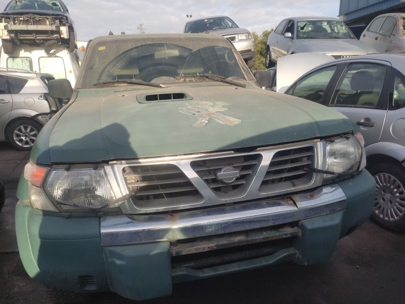 nissan patrol gr v wagon (y61) del año 2002