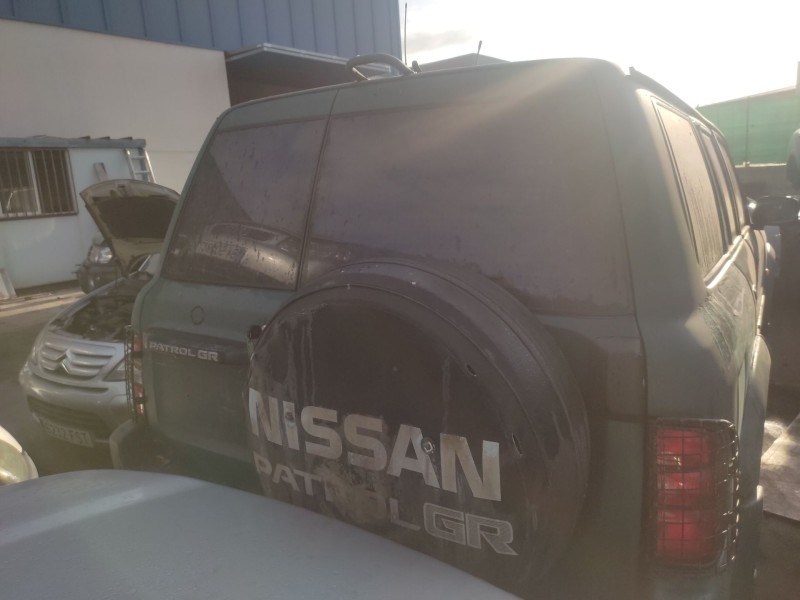 nissan patrol gr v wagon (y61) del año 2002