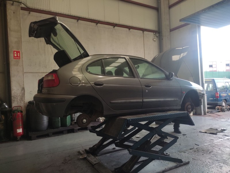 RENAULT MEGANE I CLASSIC (LA0/1_)