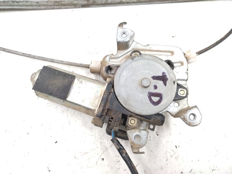 Elevalunas Trasero Derecho 827302s721 827202s700  - Nissan Pick-up (d22) 2.4 Cat 2